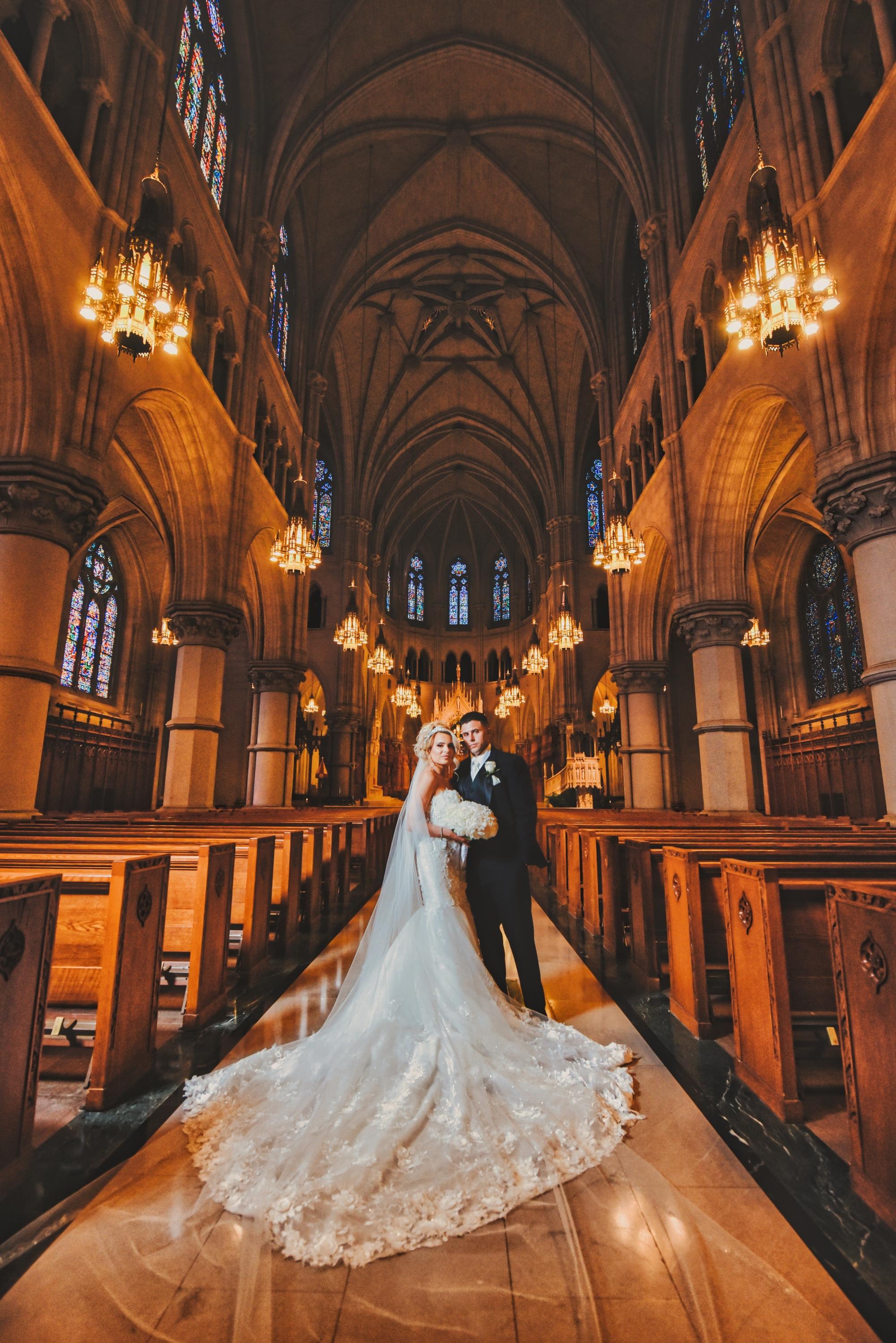 "Unlocking Timeless Memories: A Guide to Choosing the Perfect Photographer and Videographer for Your New Jersey Wedding"