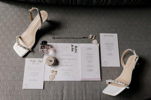 mobile - carousel-hero-element image-2