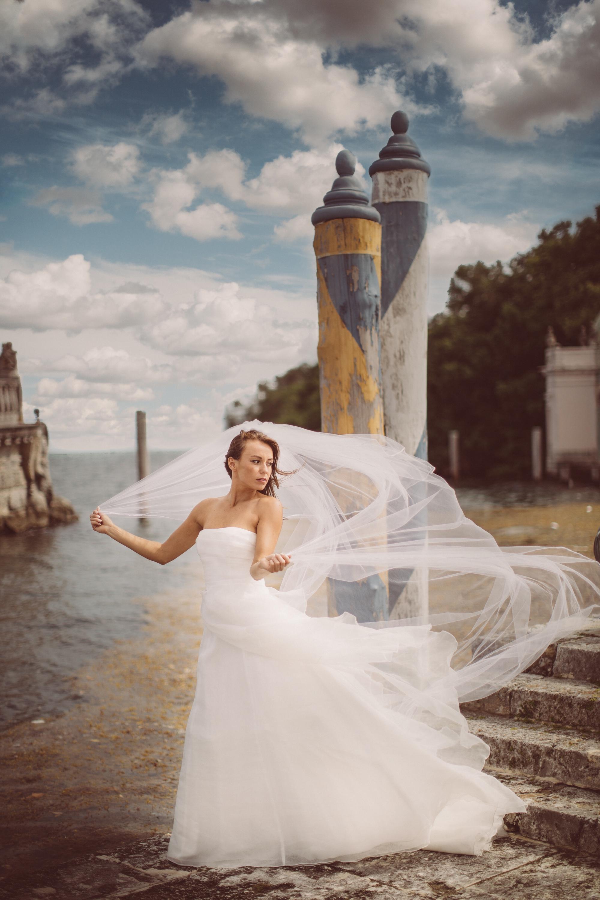 "Crafting Timeless Memories: A Personalized Wedding Photography Experience"